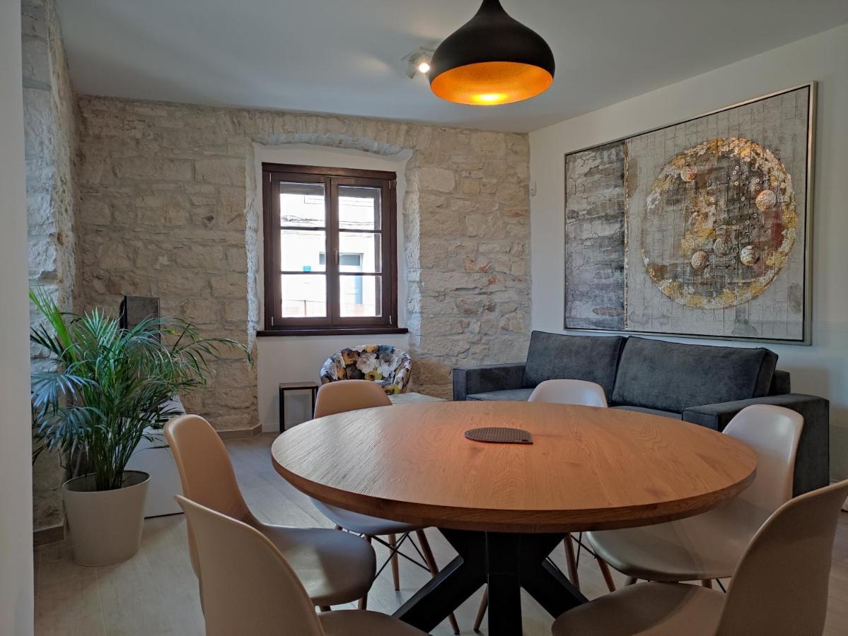 Apartvilla Castropola Ngoại thất bức ảnh