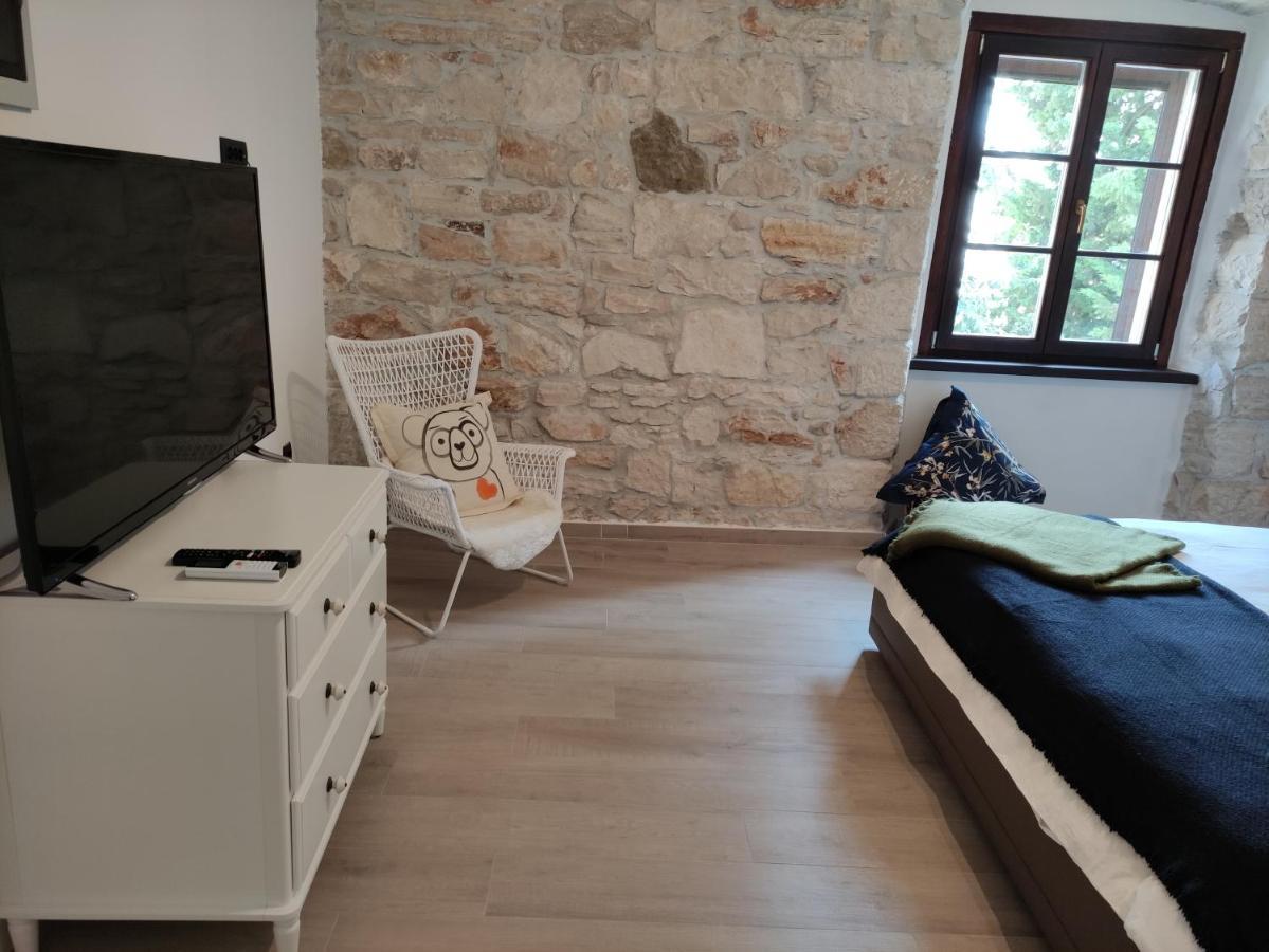 Apartvilla Castropola Ngoại thất bức ảnh