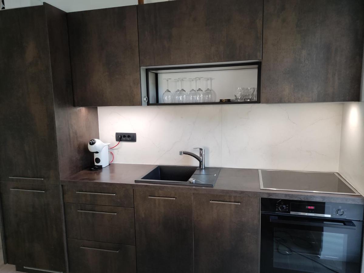 Apartvilla Castropola Ngoại thất bức ảnh