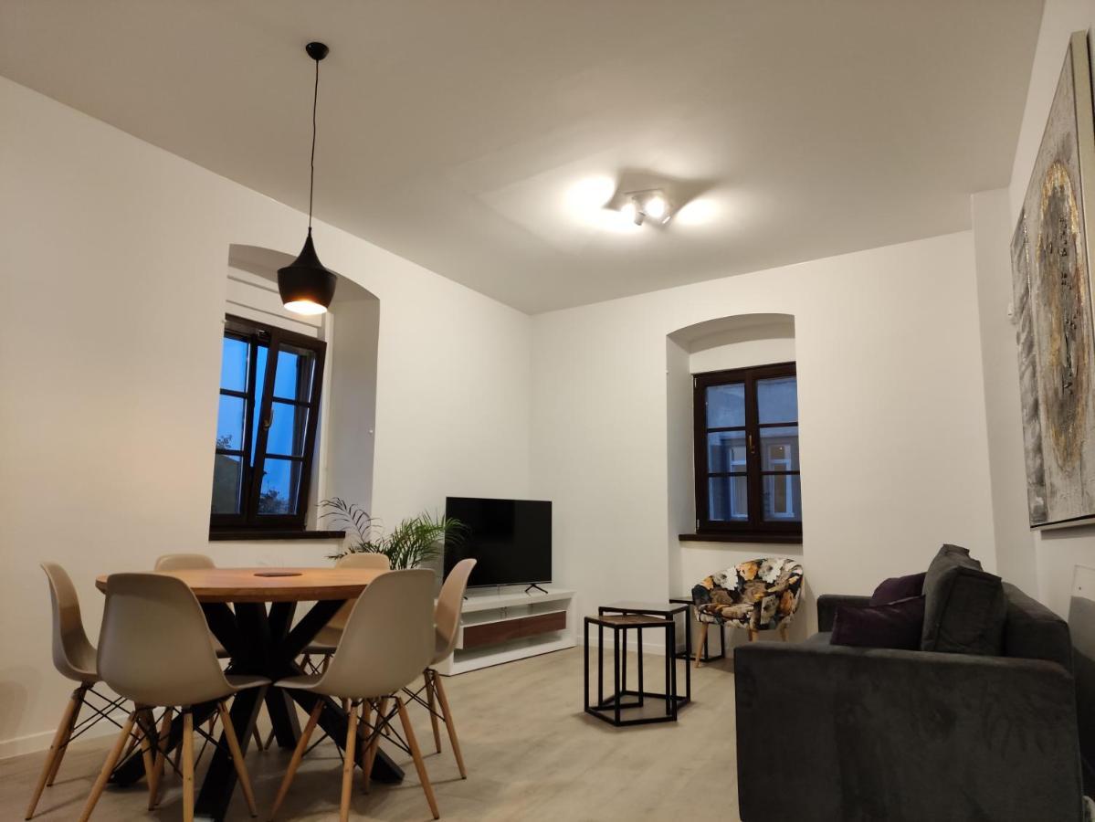 Apartvilla Castropola Ngoại thất bức ảnh