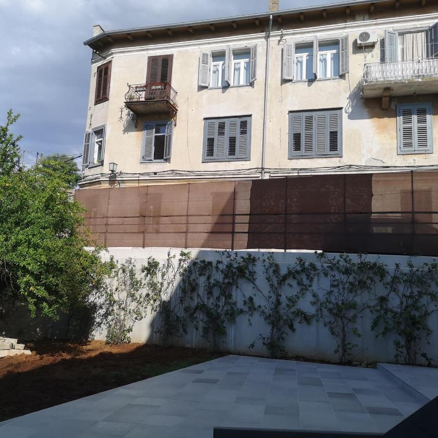 Apartvilla Castropola Ngoại thất bức ảnh