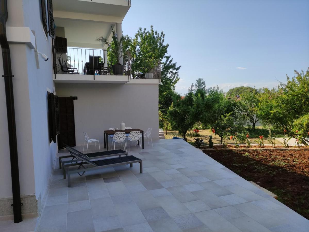 Apartvilla Castropola Ngoại thất bức ảnh