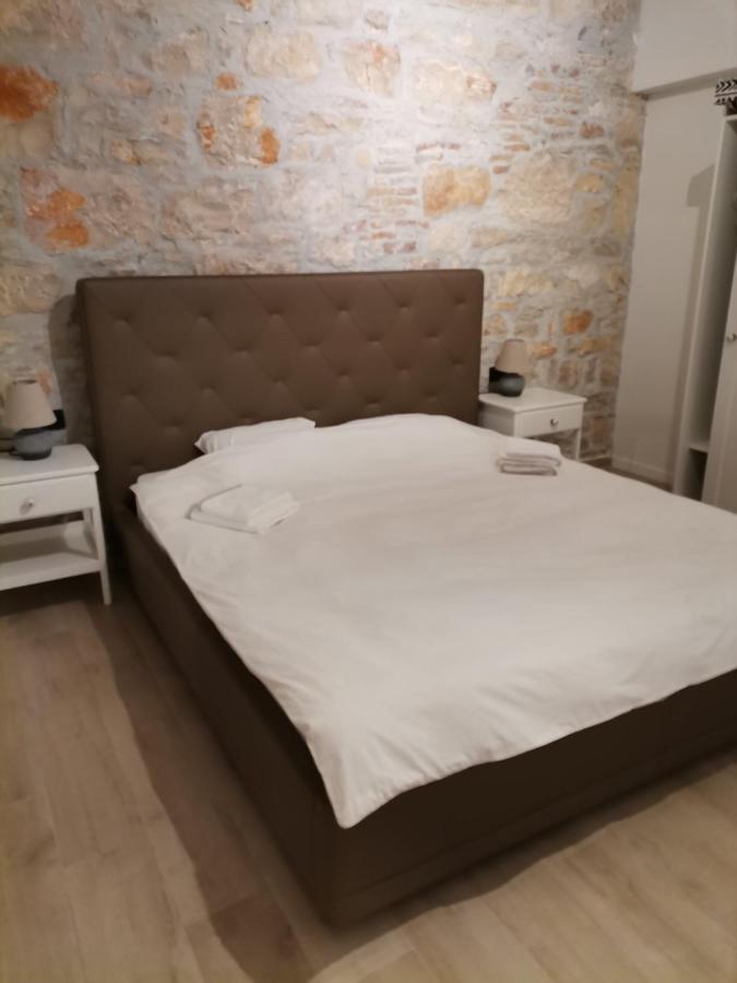 Apartvilla Castropola Ngoại thất bức ảnh